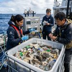 Ilmuwan MIT Temukan Plastik Baru Yang Terurai Di Air Laut