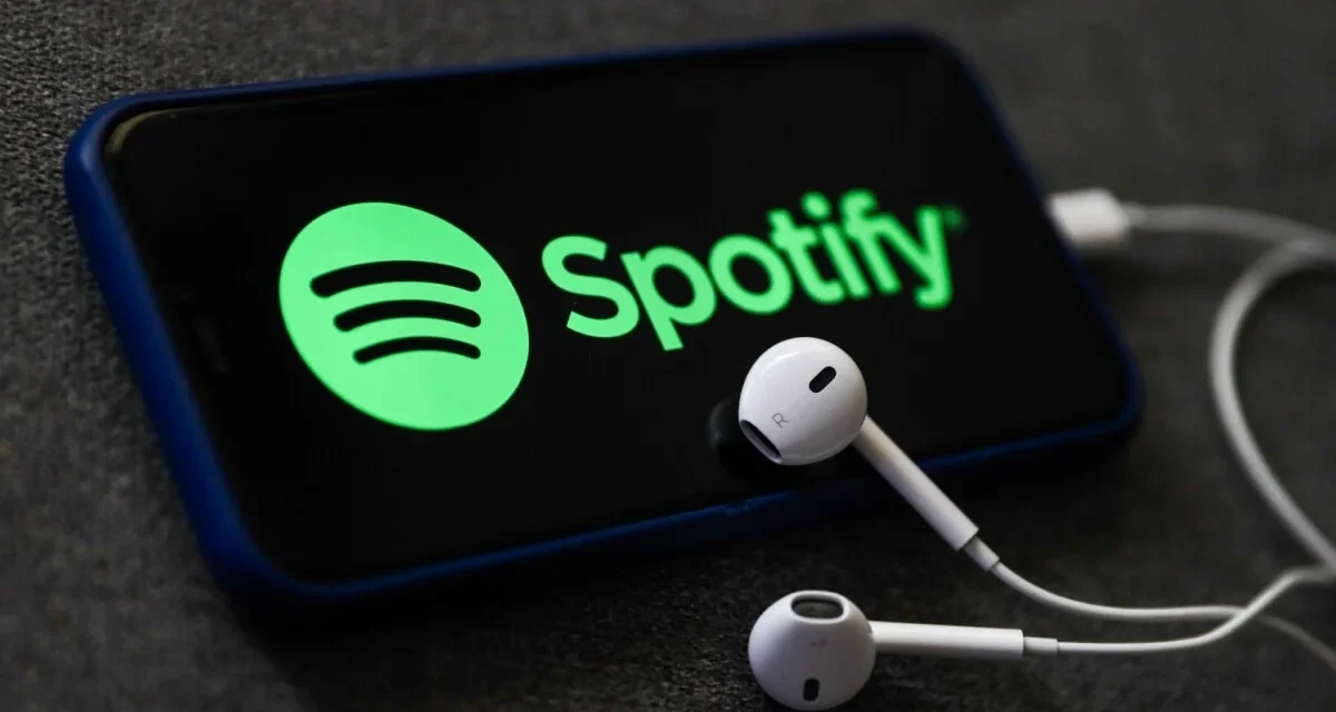 About The Song Di Spotify, Apa Manfaatnya Bagi Pendengar?