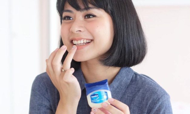 1001 Manfaat Vaseline Petroleum Jelly Di Serbu Kaum Wanita