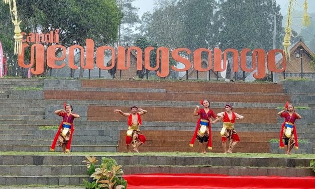 Mengulik Candi Gedong Songo Wisata Bersejarah Penuh Mitos